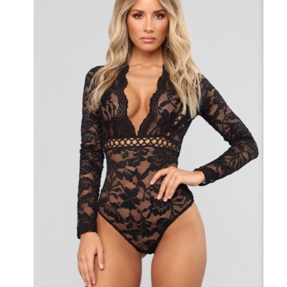 Fashion nova black lace body suit